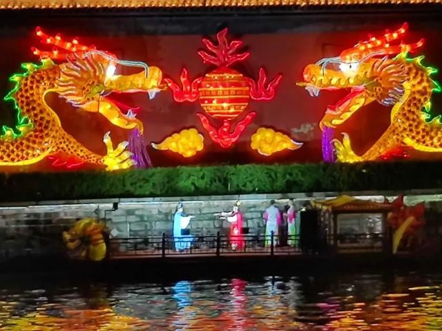 夜泊古秦淮、日探紫金山，梧桐下与北京现代菲斯塔畅游南京