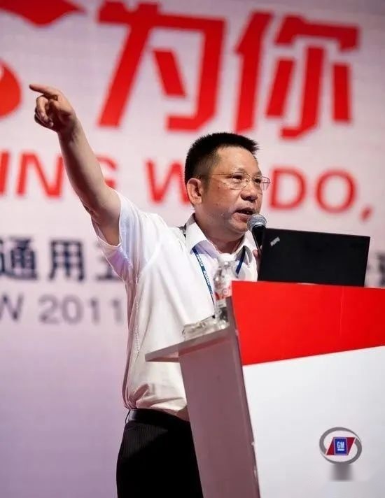中国五菱：薛海涛继续蛰伏、周钘奋力摇旗为哪般？