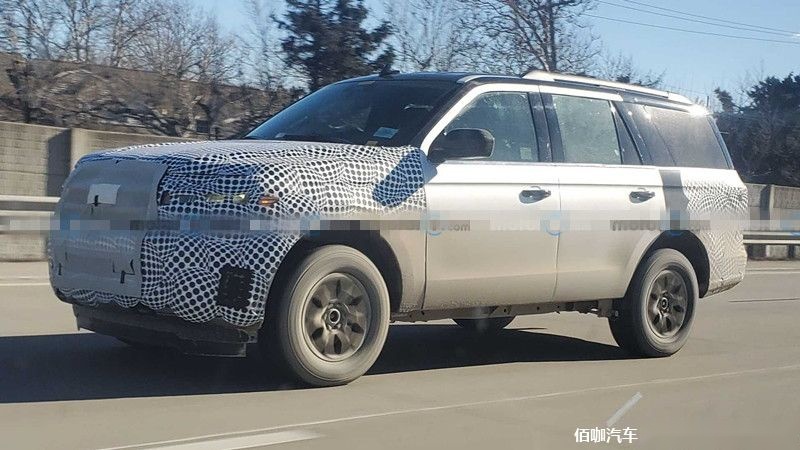 2022-ford-expedition-spy-photos.jpg