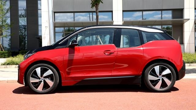 试驾宝马i3：续航300km出头的电动车 我为什么会推荐
