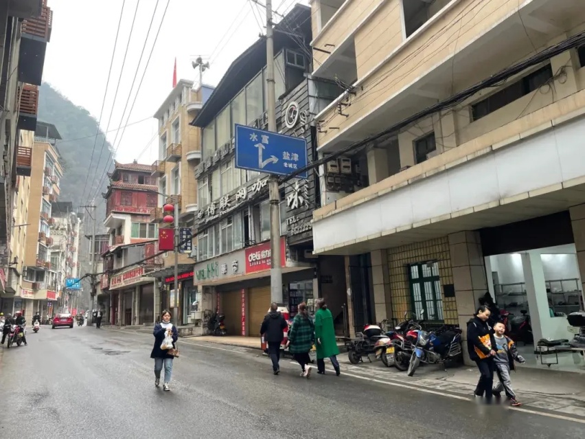 摩托车｜小踏板 5天1600公里 探秘金沙江