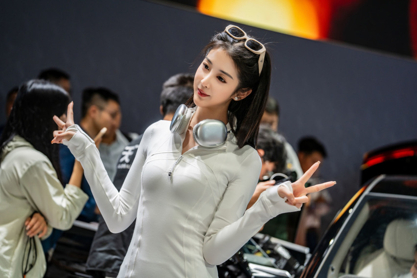 2024广州车展小姐姐大合集！是真男人就坚持到最后一张！