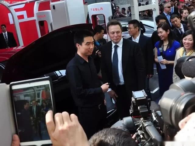 刹车失灵又自燃、理想汽车的“理想人设”会崩塌吗？