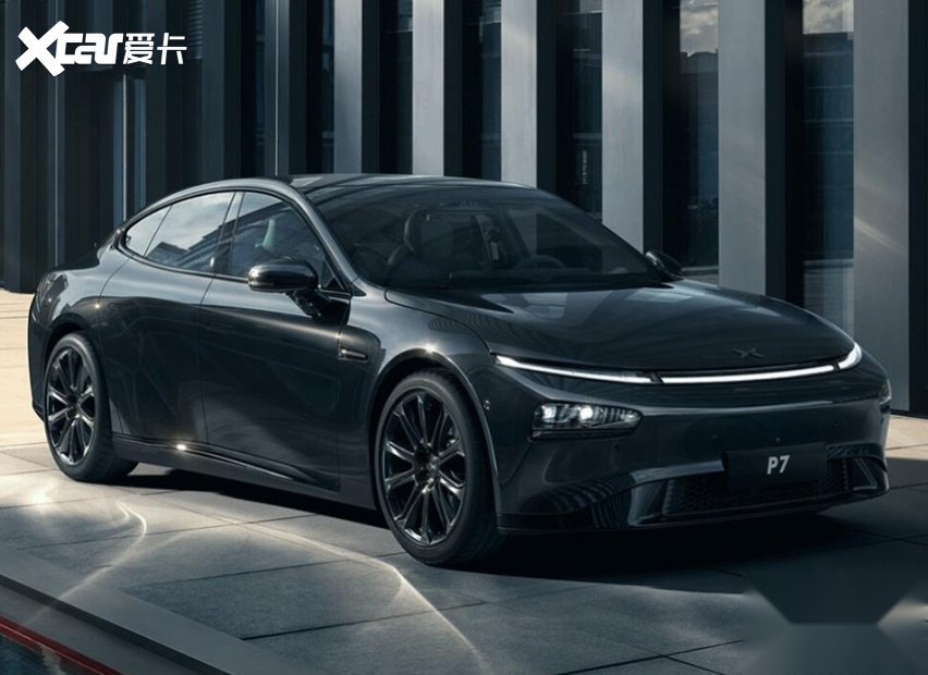 小鹏P7新增车型正式上市！外观酷似“黑武士”，售价34.99万元