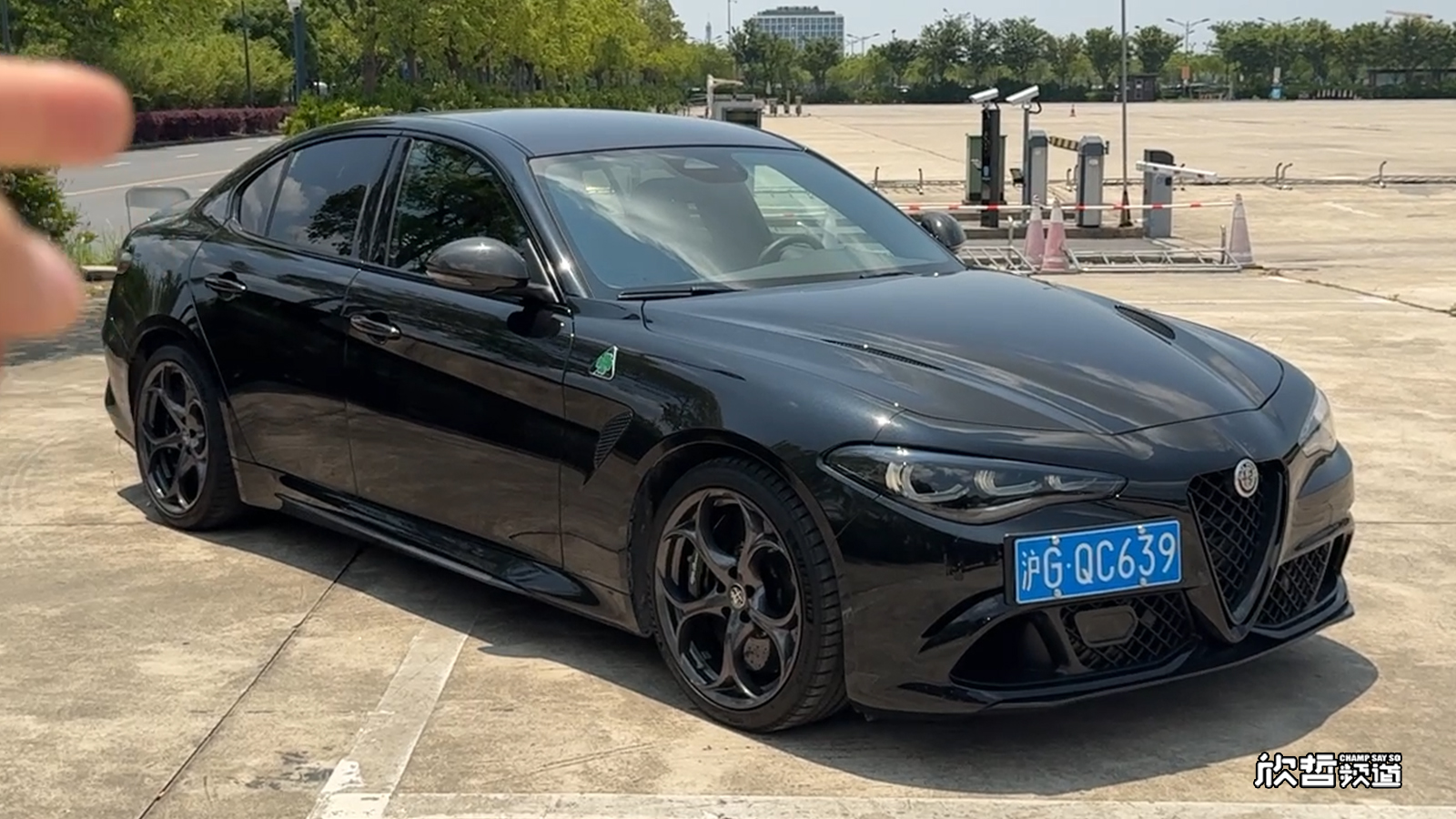 ܿuح׌ٴ~ݰ_ܚWGiuliaж