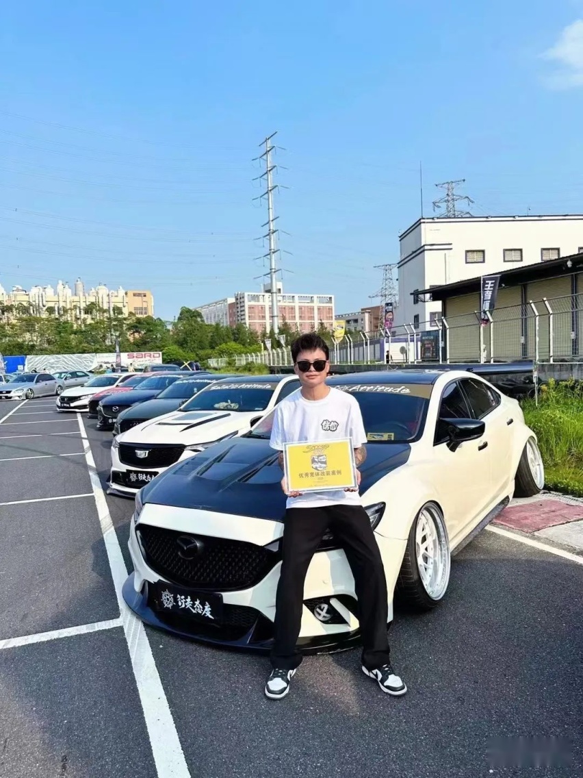 宽体姿态风的马自达阿特兹，放弃操控换取迷人低姿态
