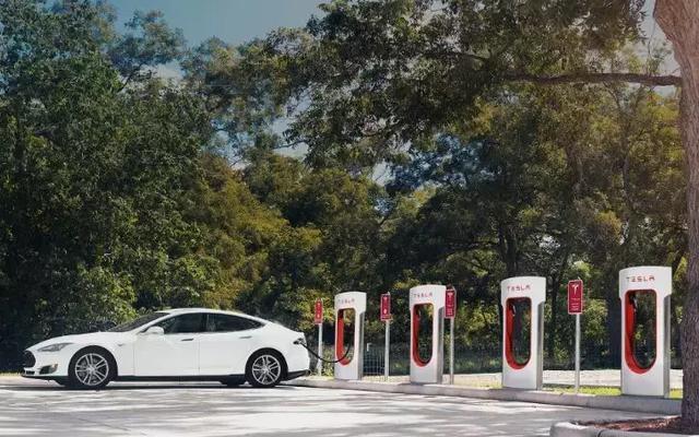 电池容量不变，续航提升明显！新款Model S/X续航、售价都上涨