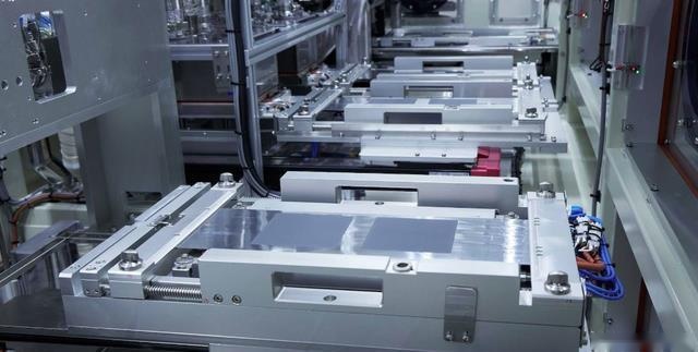 日产终于放大招了:全固态电池研发成功,成本减半,2025年投产!