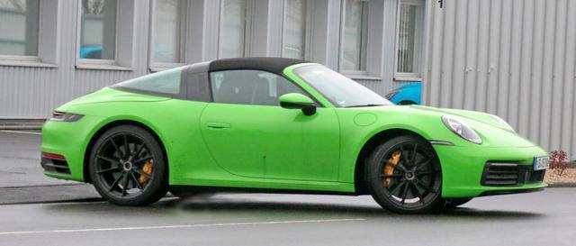 全新保时捷911 Targa路试谍照