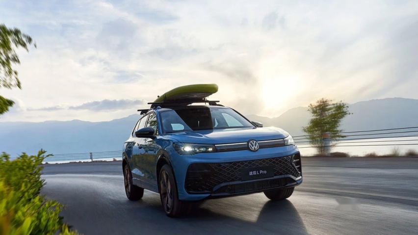 预算20多万买中型SUV 大众途观L Pro与丰田皇冠陆放怎么选？