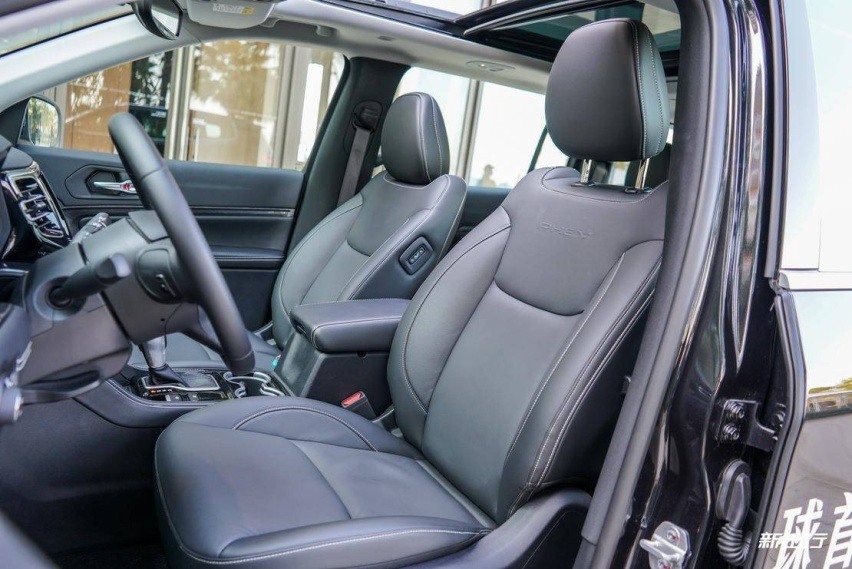 指挥官PHEV32.jpg