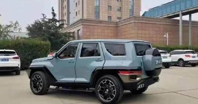 新知达人, 硬派机甲造型 V6引擎+大梁 坦克700实车曝光 全地形识别