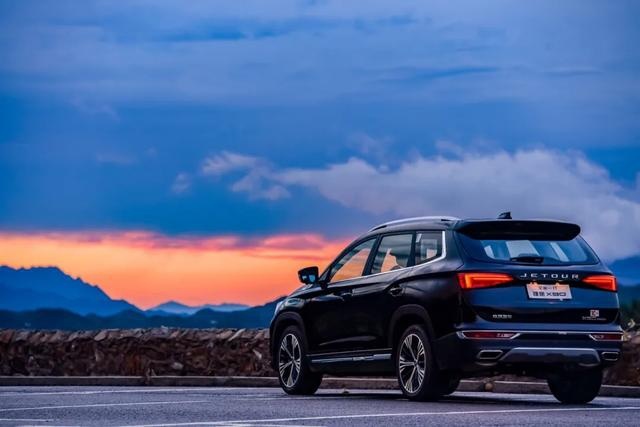 全新一代捷途X90，一款有颜、智能的影院级大空间SUV