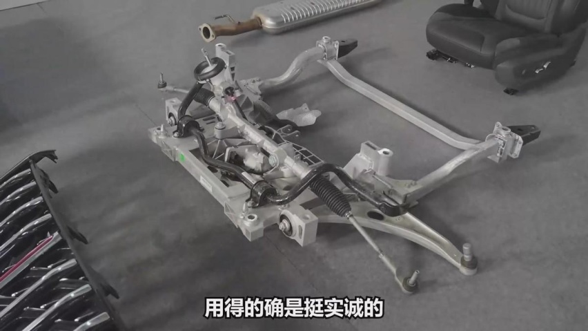 用硬核品质完美通过极限测试 红旗HS5诠释什么是真豪华