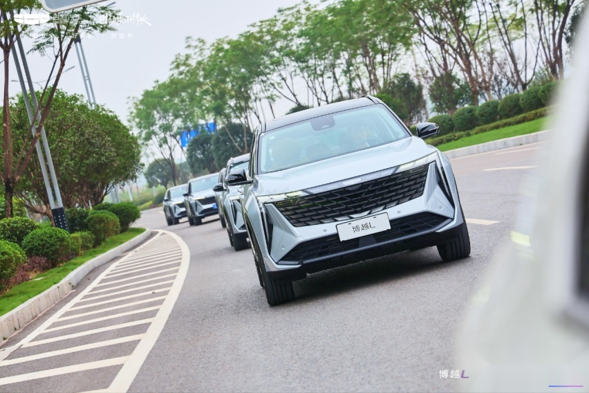 博越L重庆正式上市，动态品鉴感受“新三好SUV”魅力
