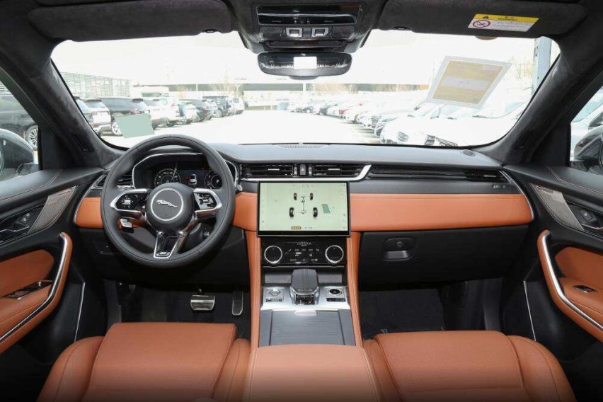 真正厚道的豪华SUV，一口气就降10万，2套动力可选，捷豹F-PACE
