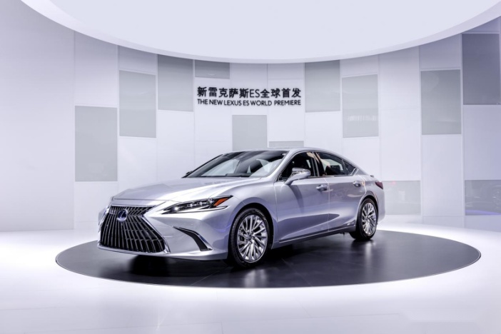 拥抱电气化转型，雷克萨斯携全新ES 和电气化概念车LF-Z全