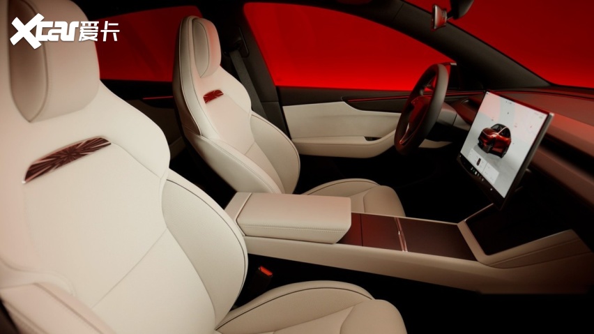 能赛道能接娃！Model Y高性能版36.9万起上市