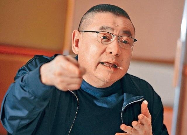 海涛158万大G太豪？他250万购车牌宠老婆，李嘉诚都让三分