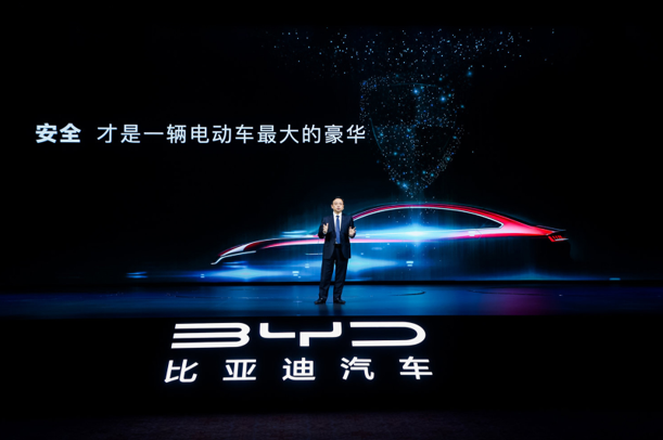 四车齐发，佩刀·安天下 比亚迪旗下纯电车型全系搭载刀片电池