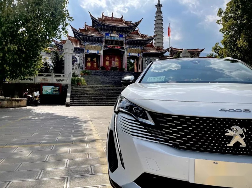 全系标配8AT，配置定价更有诚意，东风标致全新SUV值得一看