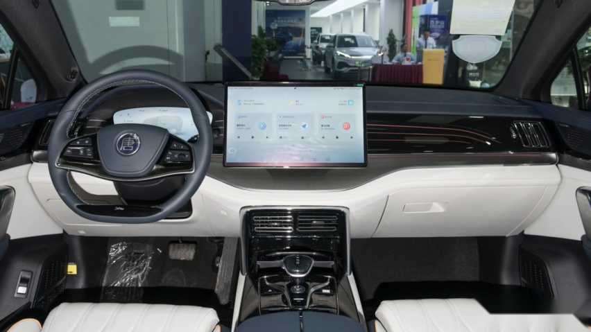 甩开汉兰达、反超特斯拉Model Y 比亚迪唐首摘B级＋C级SUV销冠