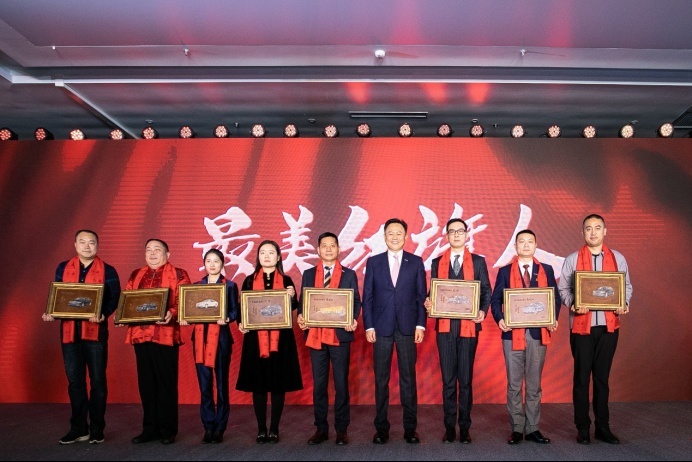 红旗之下厉兵秣马 2020红旗领航之星&龙腾之星·技能大赛
