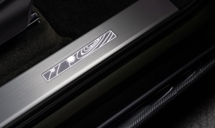 宾利Bentayga Speed太空定制版亮相！搭载6.0T W12发动机 3.9秒破百