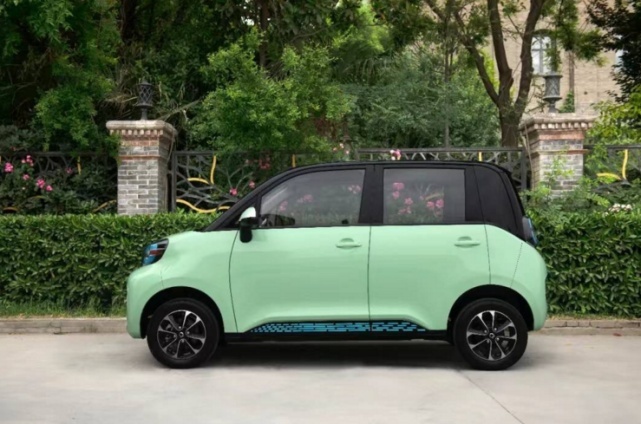 奇鲁新车开启预售，3.28万起售，能否挑战宏光MINI EV