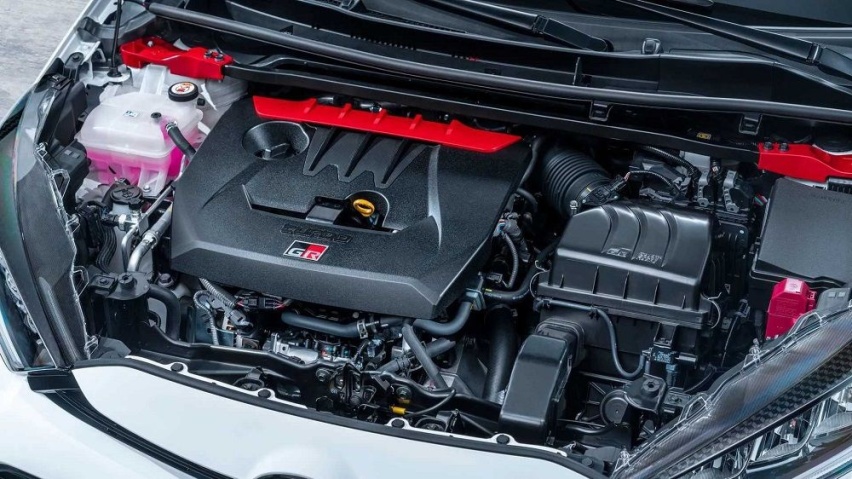 八速自动变速箱、300匹马力，2024款丰田GR Yaris