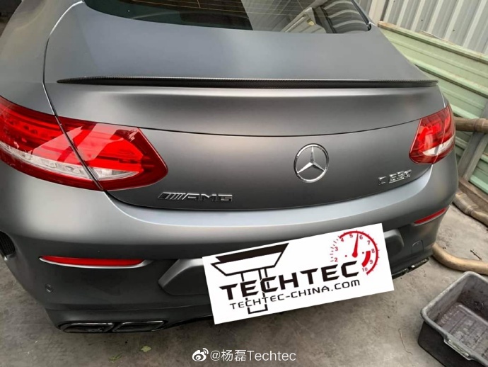 奔驰C63S AMG刷ECU改装德国Techtec程序ECU