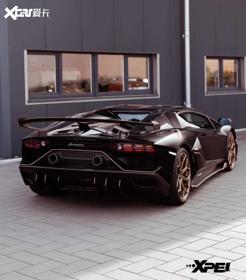 千万级超跑,兰博基尼aventador svj