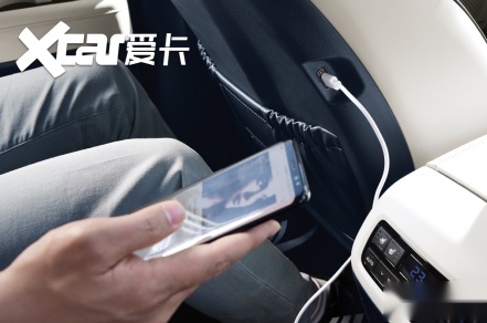 【现代汽车集团新闻稿】致家人 敬梦想 预售31万元起 帕里斯帝（PALISADE）开启大型SUV家庭出行新时代1707.png