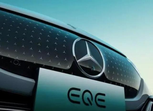 比特斯拉厚道：奔驰EQ“狂降”后，为老车主提供补贴方案