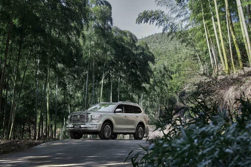 中大型硬派SUV，V6+9AT动力组合，坦克500正式上市