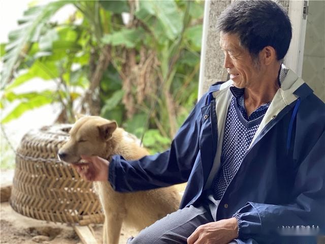 探微村寨丨等待一盏灯 点亮大山深处的乡情与希望
