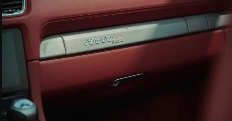 保时捷718 Boxster25周年纪念版上市，国内国外差异