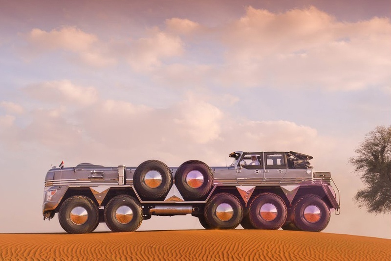这辆世界上最大的越野车,有14个车轮,只适合在沙漠奔驰
