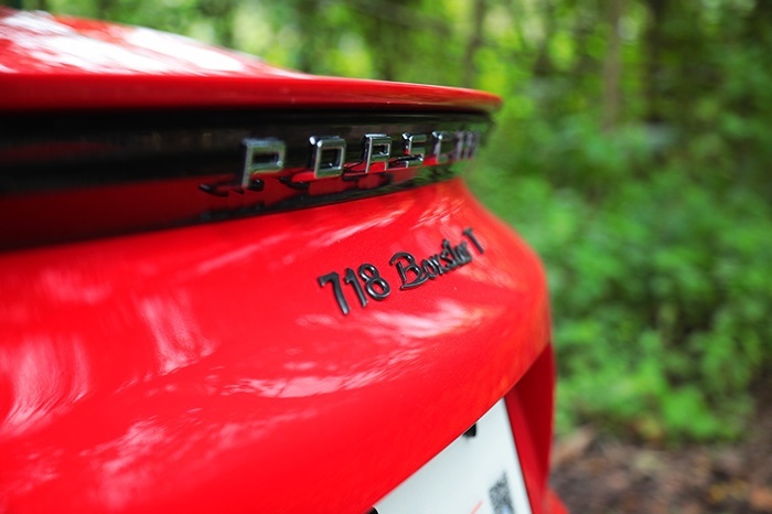 保时捷718 Boxster T首试：完美的操控，值了！