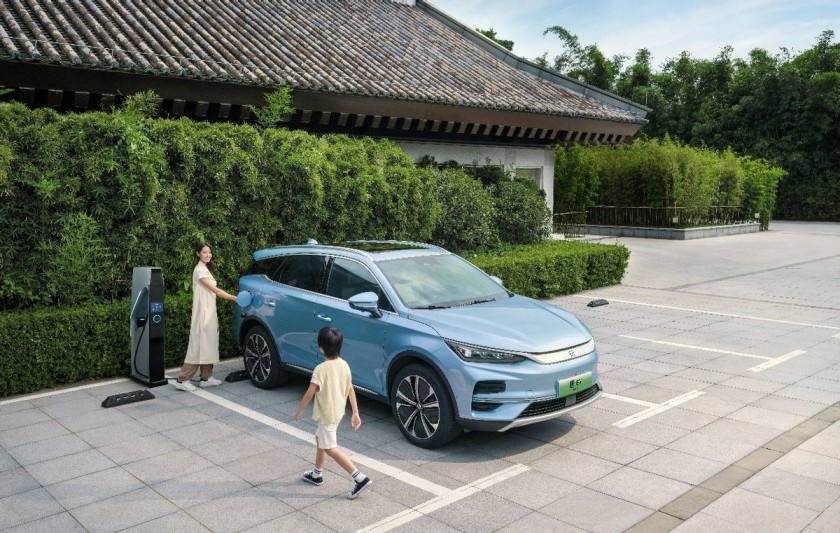 卉眼识车|唐家族全擎高价值系列焕新上市售价24.98万~30.98万