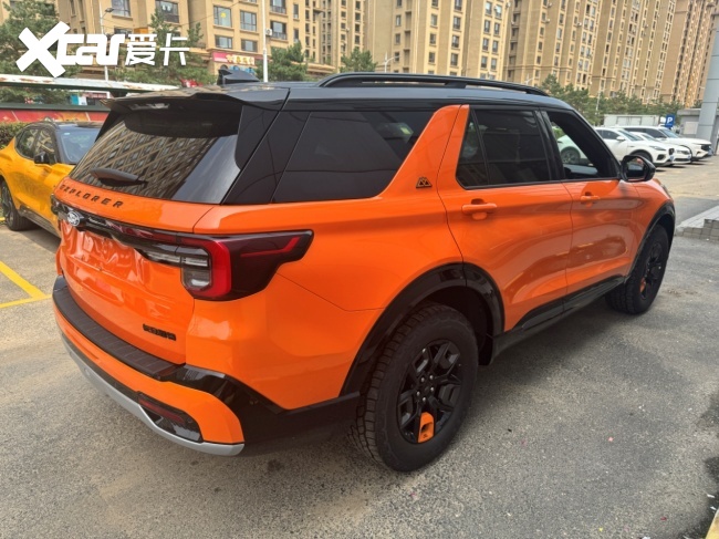 27款探险者昆仑巅峰，依然硬派，依旧能打