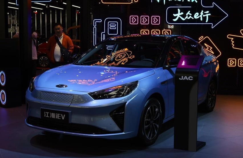 NEDC续航530km，售14.99万起，江淮iC5正式上市