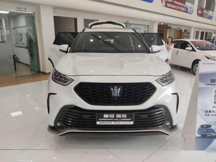 皇冠陆放到店实拍，定位中型SUV，挑战汉兰达，8月上市预售28万起