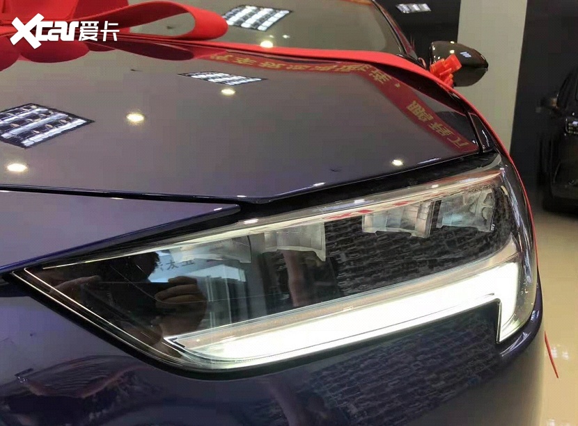到店体验美系性能车，21.88万降至17万，全新设计配“獠牙