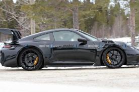 买不到也买不起的那个它，新款保时捷911 GT3 RS正在冬测！