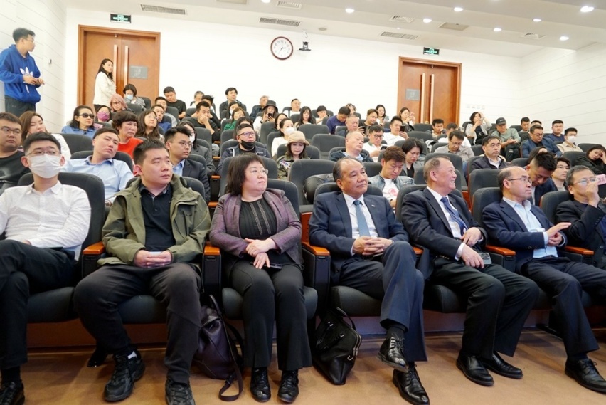2024中国（北京）智能与新能源汽车峰会在京顺利举行