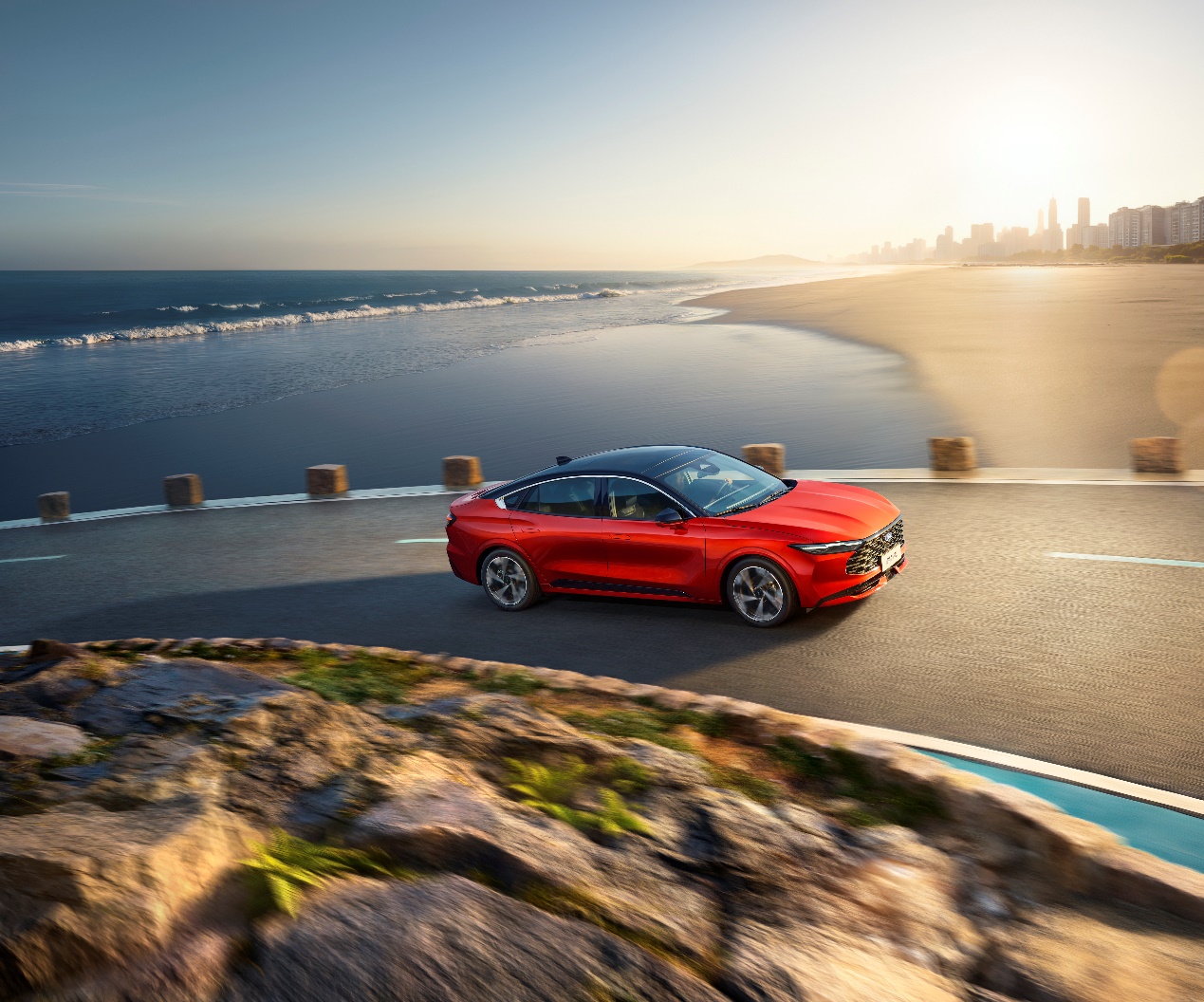 �������ɵϚW�����ʏͻ���ر��2.0T��14.98�f�����У�