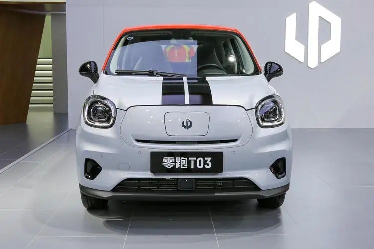 零跑T03前沿设计电动小车