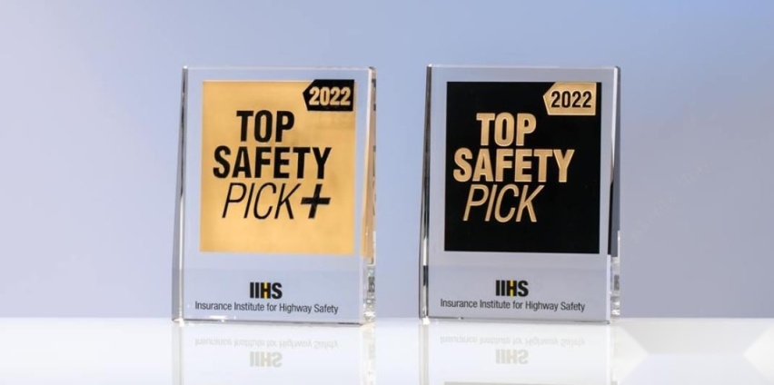 谁还说特斯拉不安全？美国IIHS 2022最佳安全奖出炉