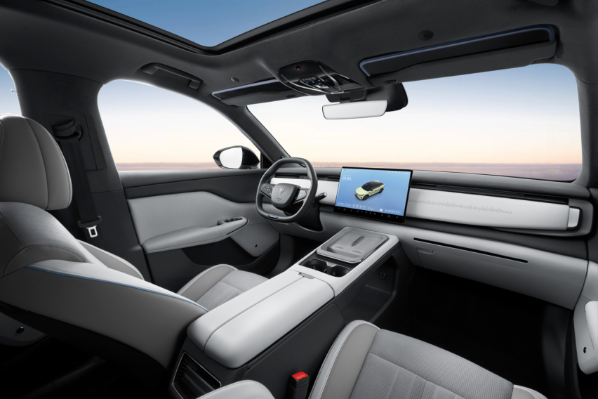 岚图知音内饰曝光：“精装版Model Y”，国产纯电SUV天花板